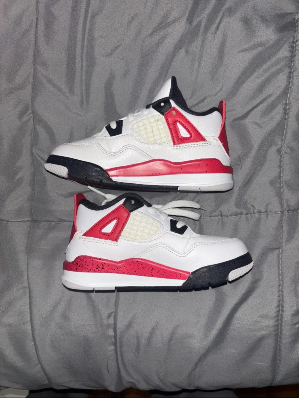 J4 Kids White and Red Athletic Sneakers - Classic Retro Style - Picture 2 of 7